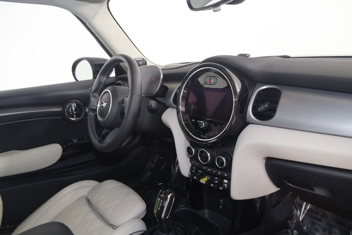 Used 2023 MINI Cooper SE FWD image 33