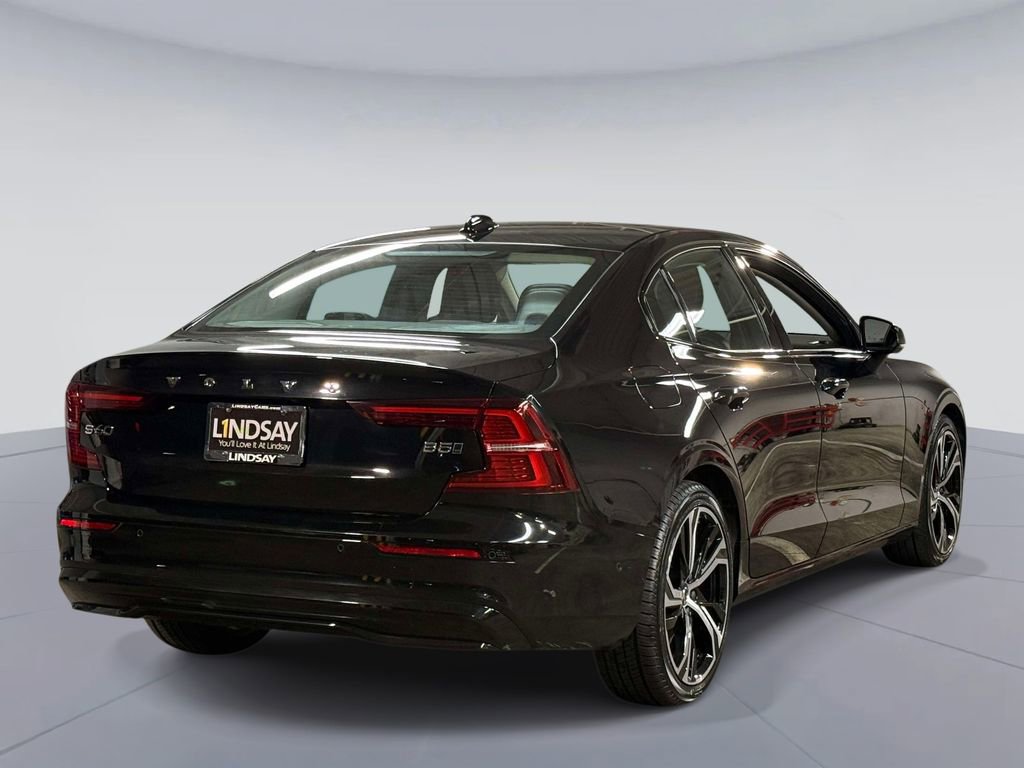 Used 2025 Volvo S60 B5 Plus AWD/4WD image 10