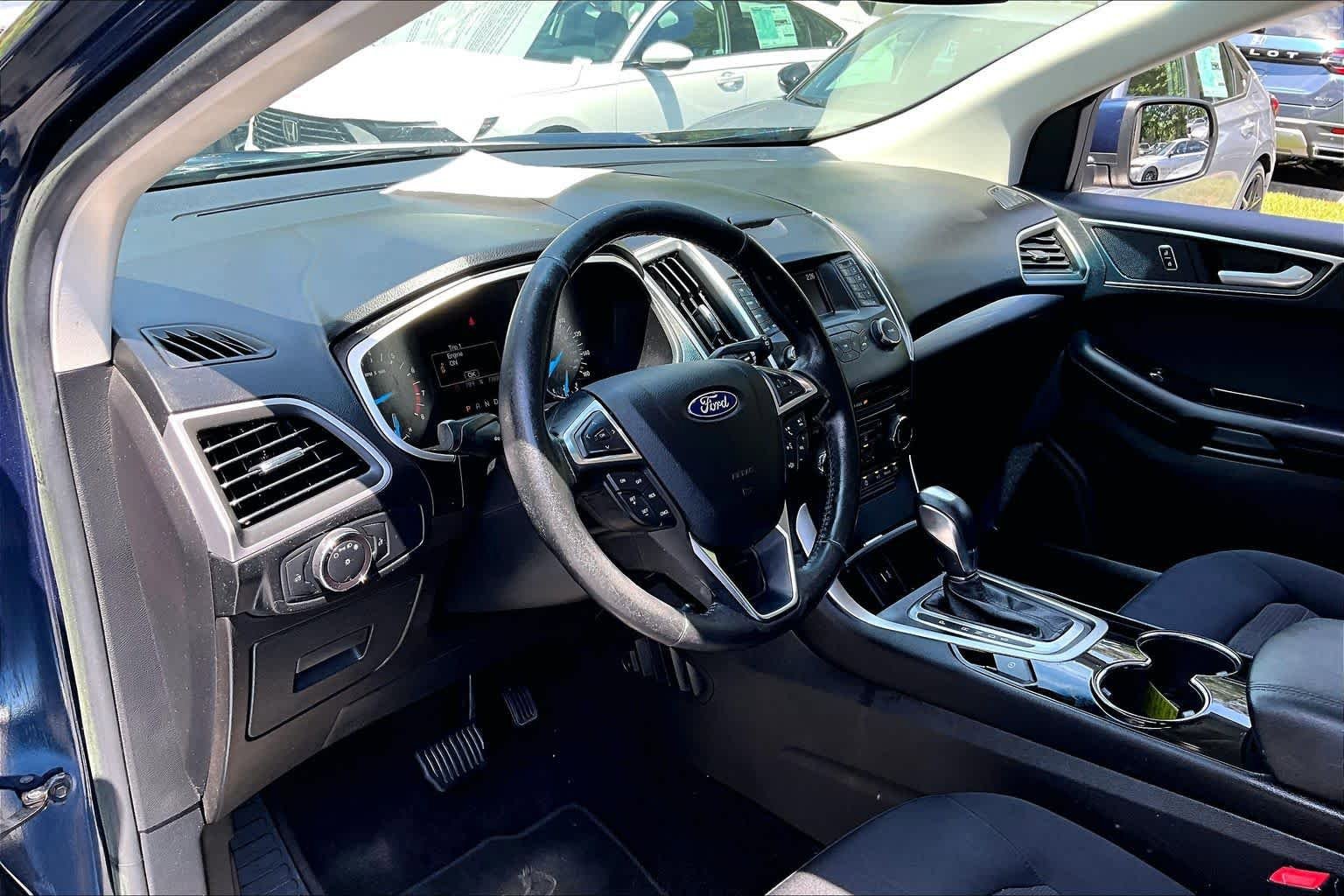 Used 2017 Ford Edge SEL AWD/4WD image 17