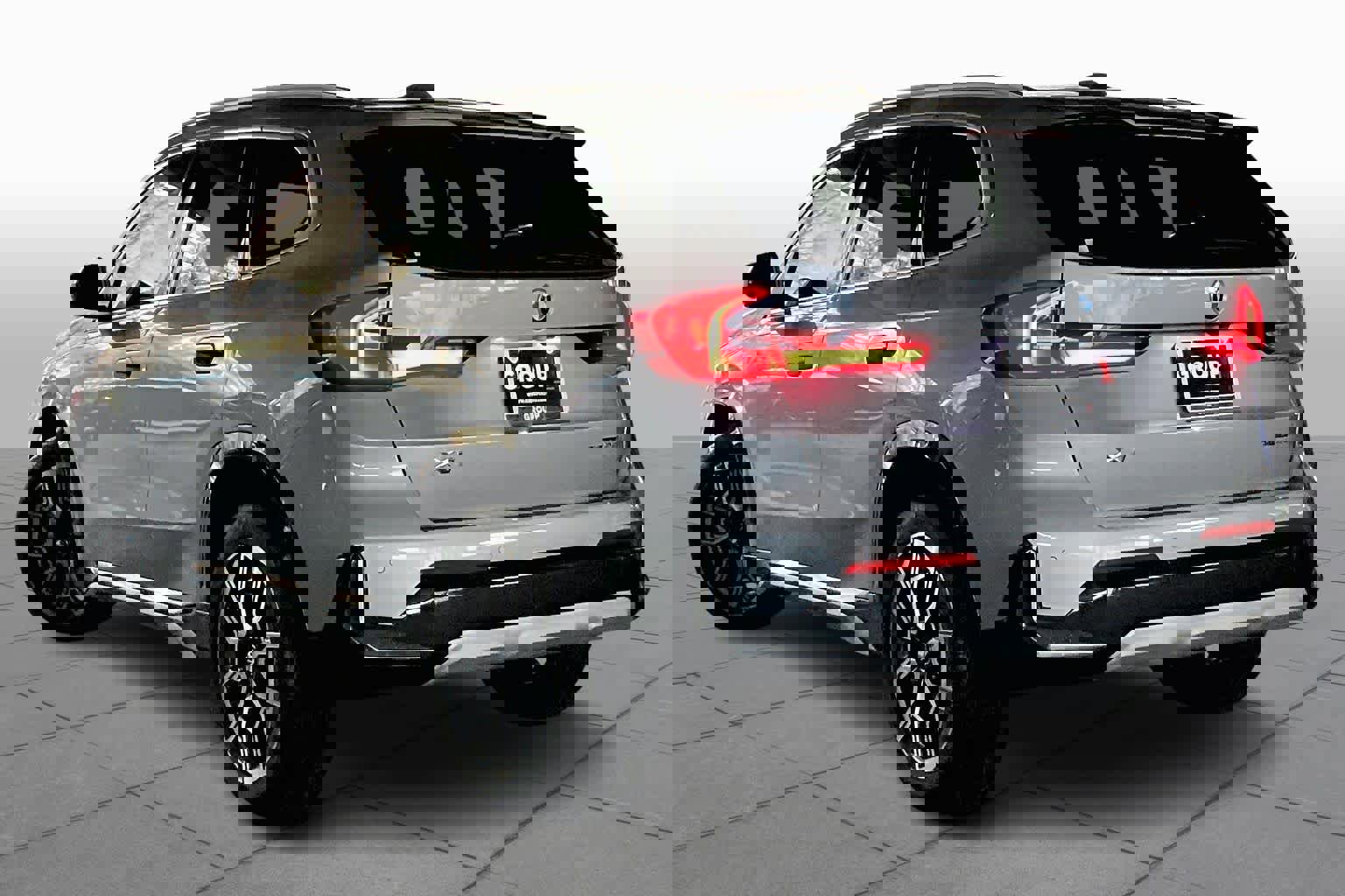 Certified 2026 BMW X1 xDrive28i w/ Technology Package image 11