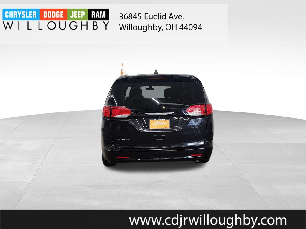 Certified 2022 Chrysler Voyager LX FWD image 7