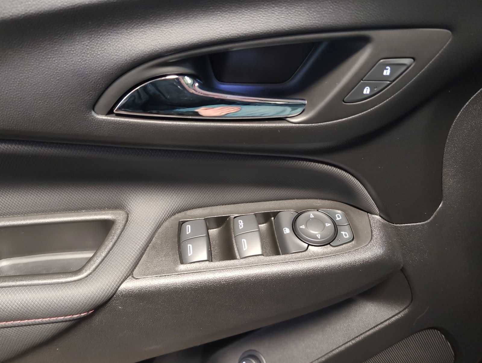 Used 2024 Chevrolet Equinox RS image 22