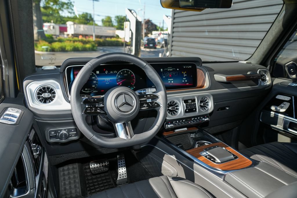 Used 2026 Mercedes-Benz G 550 image 17