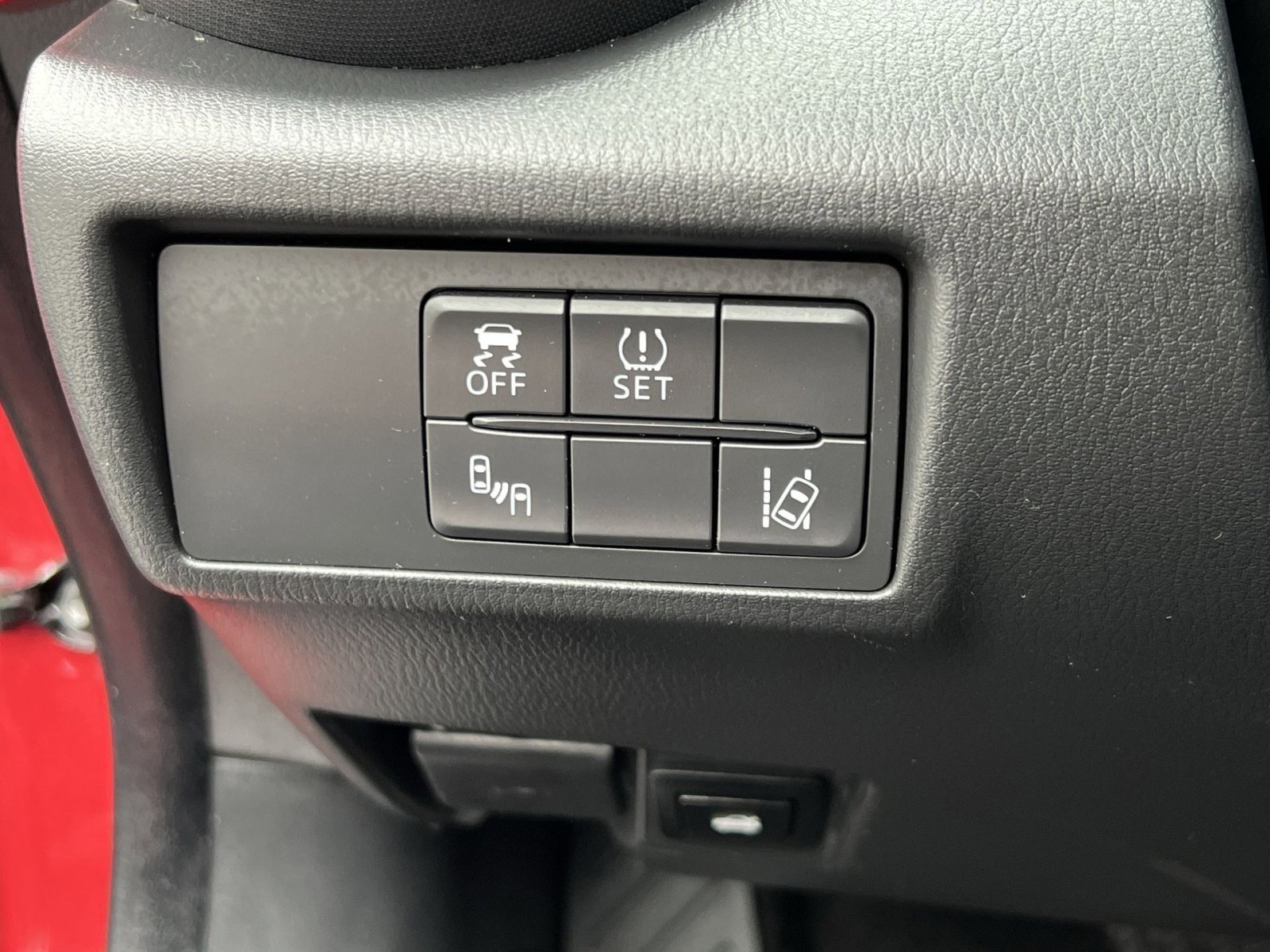 Used 2017 MAZDA MX-5 Miata RF Grand Touring image 30