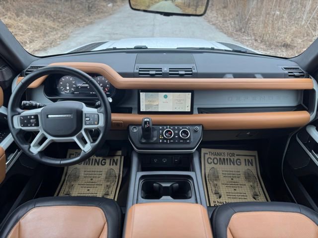 Used 2024 Land Rover Defender 110 X-Dynamic SE image 21