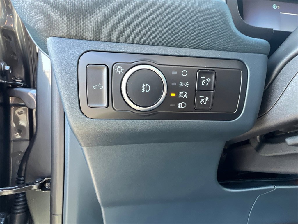 Used 2025 Ford Maverick Lobo image 15