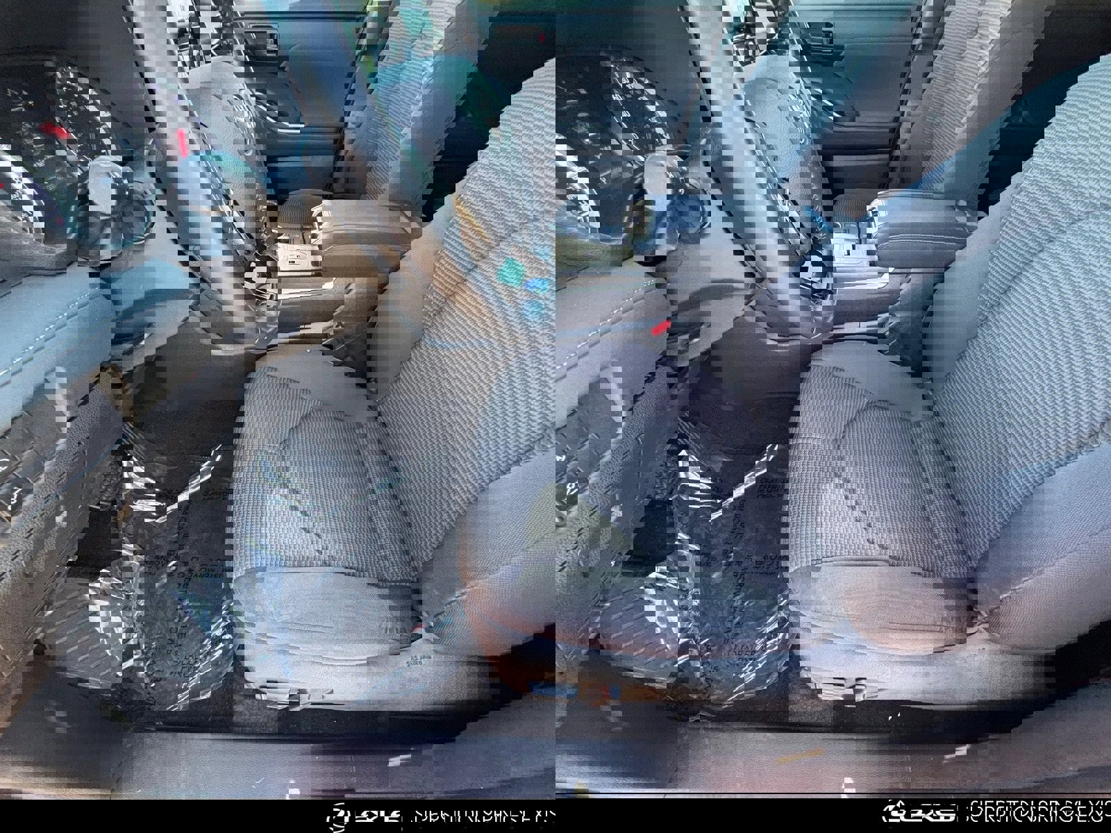 Used 2021 Toyota Highlander LE image 17