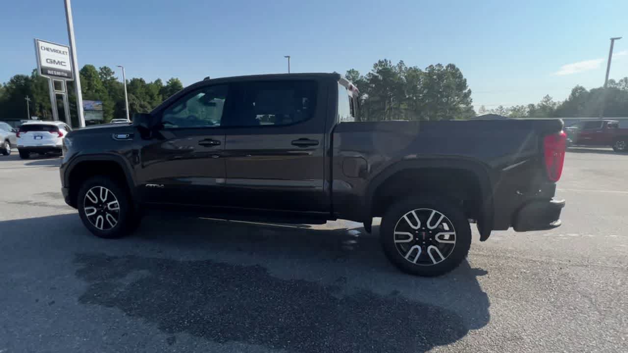 Used 2023 GMC Sierra 1500 AT4 w/ AT4 Premium Package AWD/4WD image 6