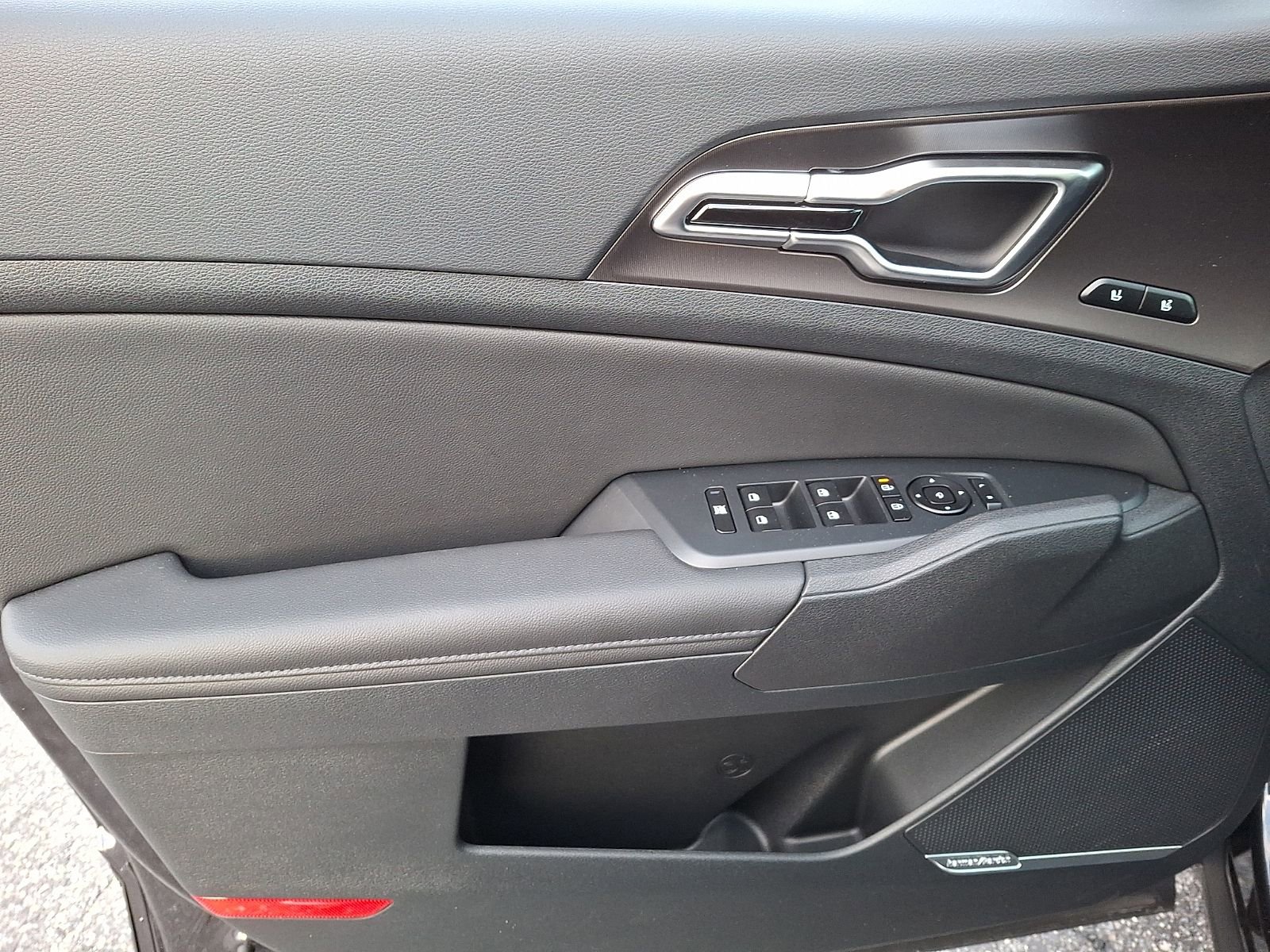 New 2026 Kia Sportage SX image 13