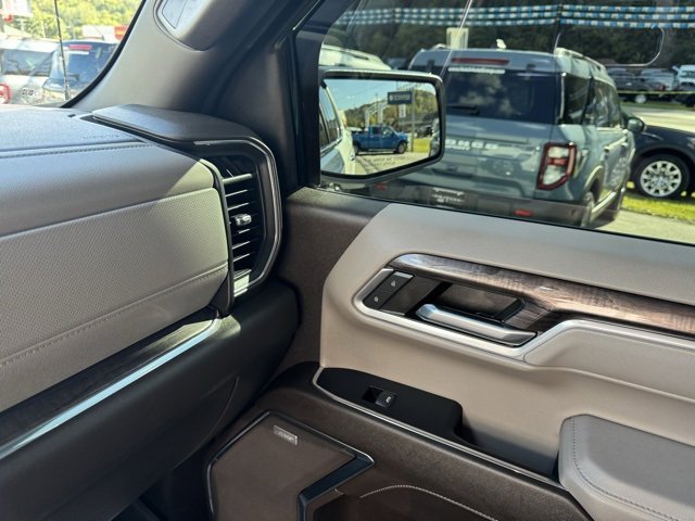 Used 2024 Chevrolet Silverado 1500 LTZ image 27