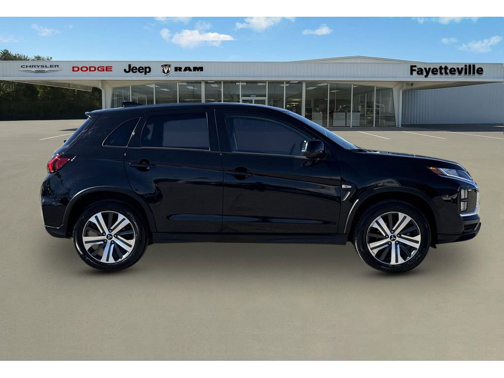 Used 2024 Mitsubishi Outlander Sport ES image 2