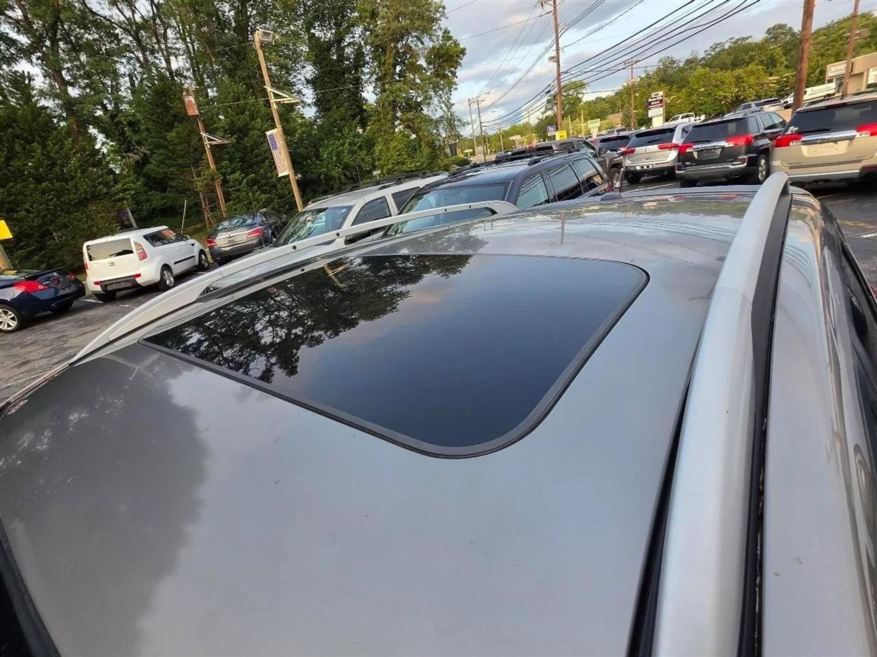 Used 2013 Nissan Rogue SV w/ Premium Pkg AWD/4WD image 14