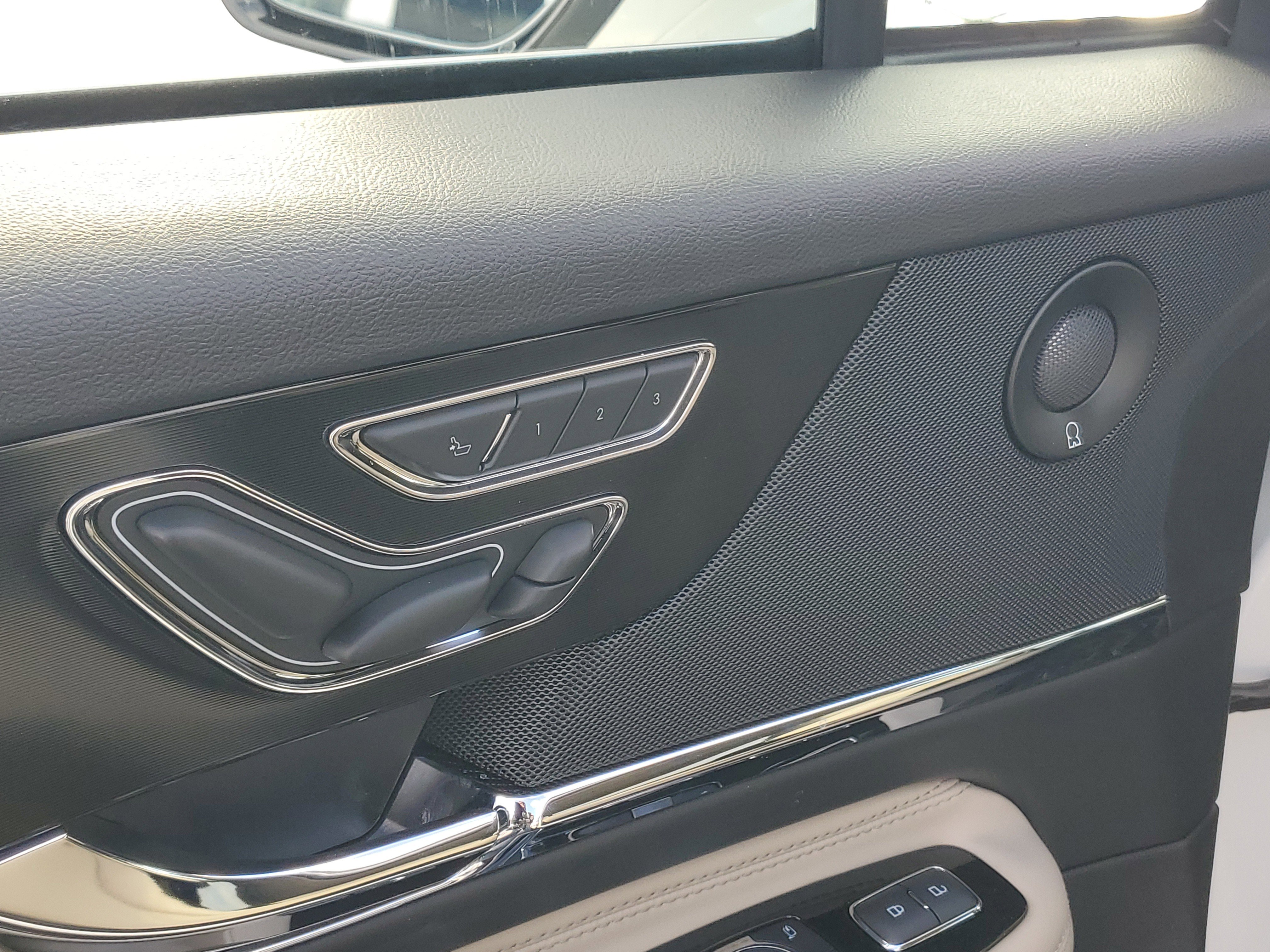 New 2026 Lincoln Corsair Grand Touring image 9