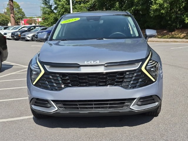 Used 2025 Kia Sportage EX FWD image 8