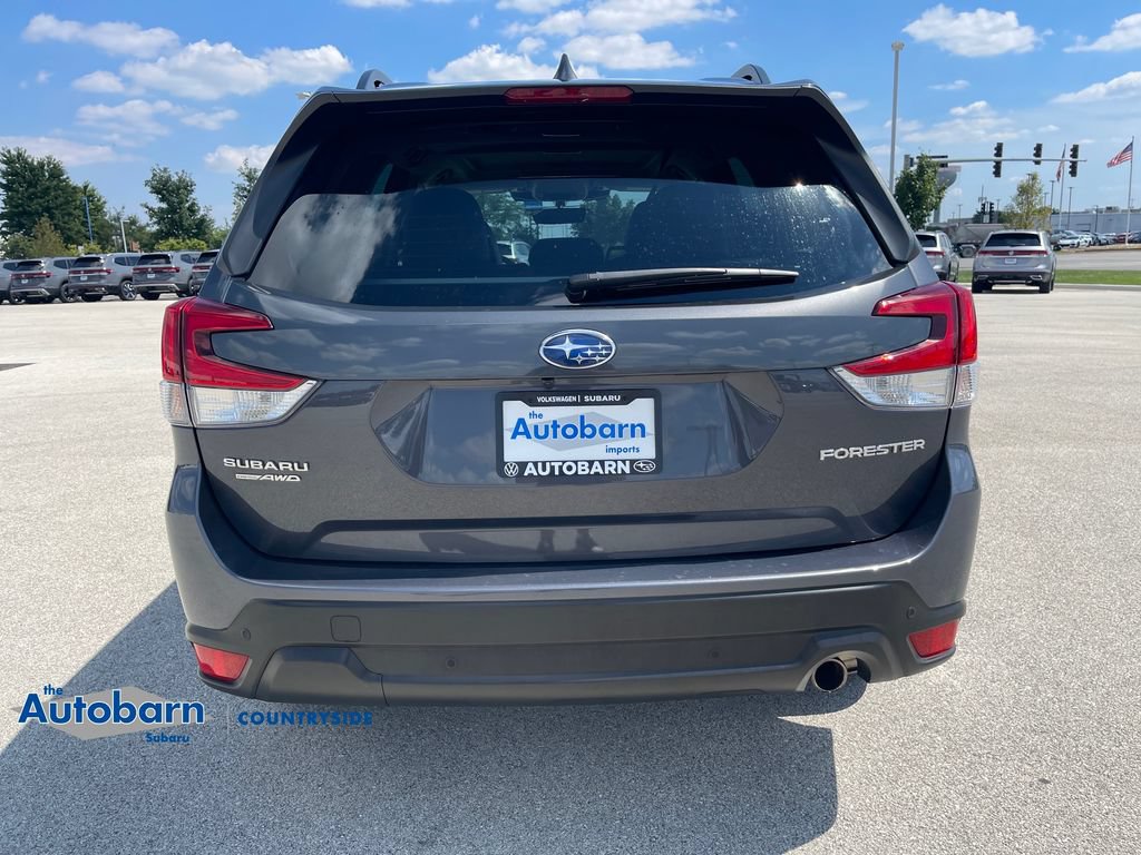 Used 2023 Subaru Forester Limited AWD/4WD image 4