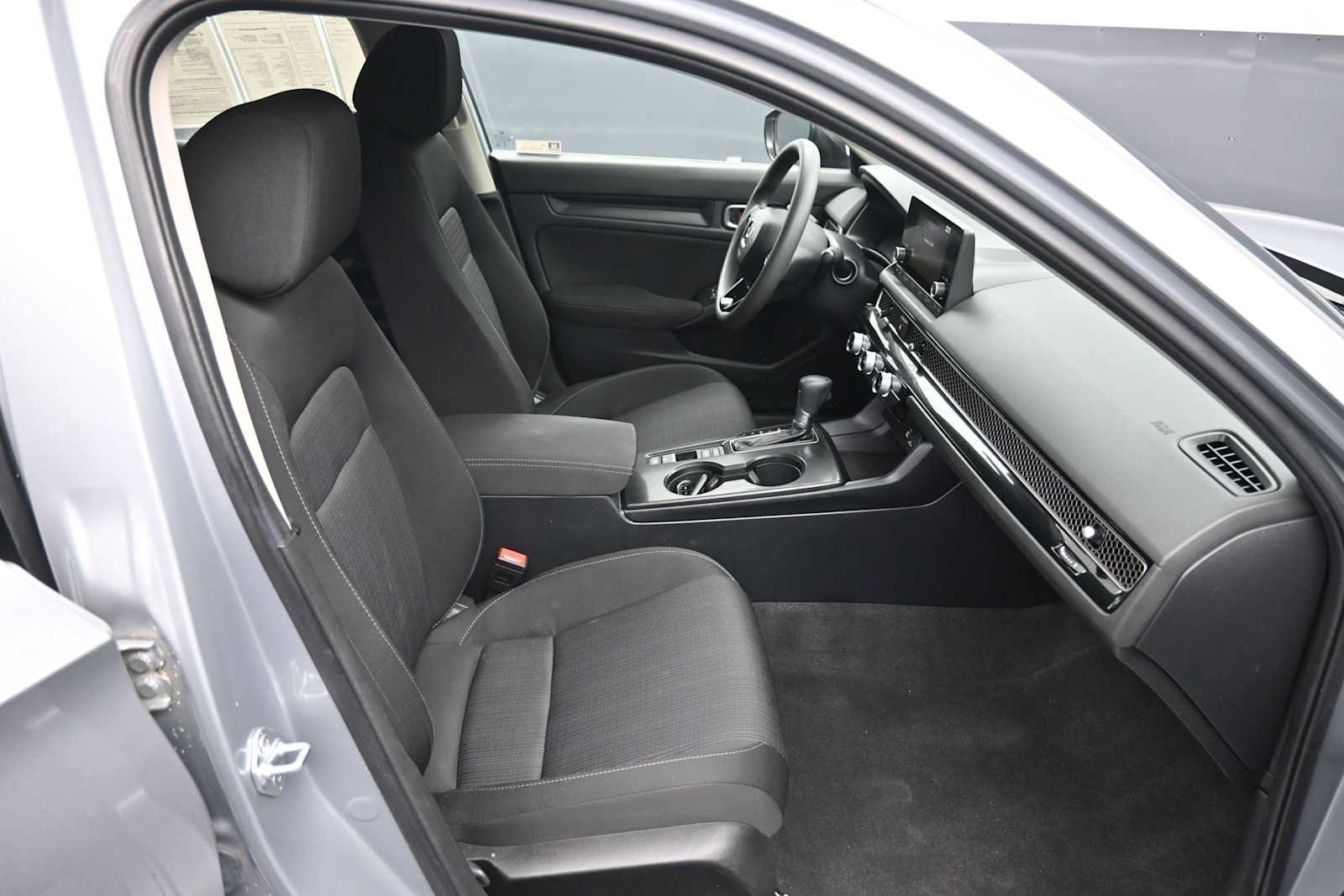 Used 2024 Honda Civic LX image 24