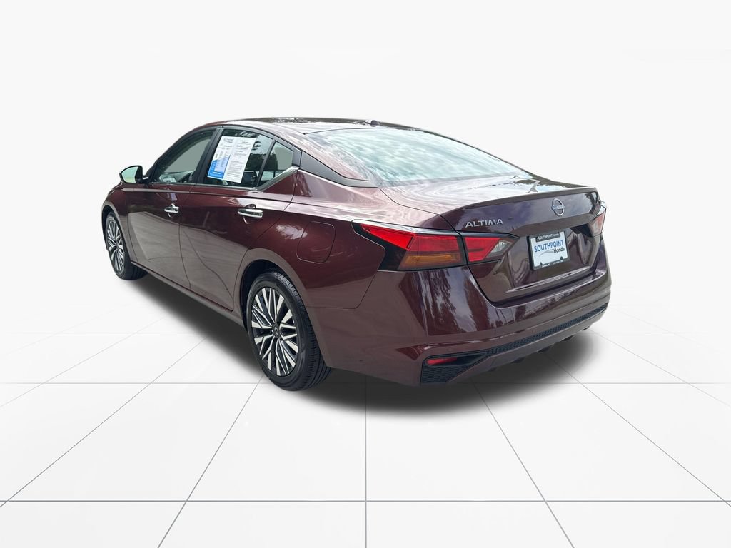 Used 2024 Nissan Altima 2.5 SV FWD image 6