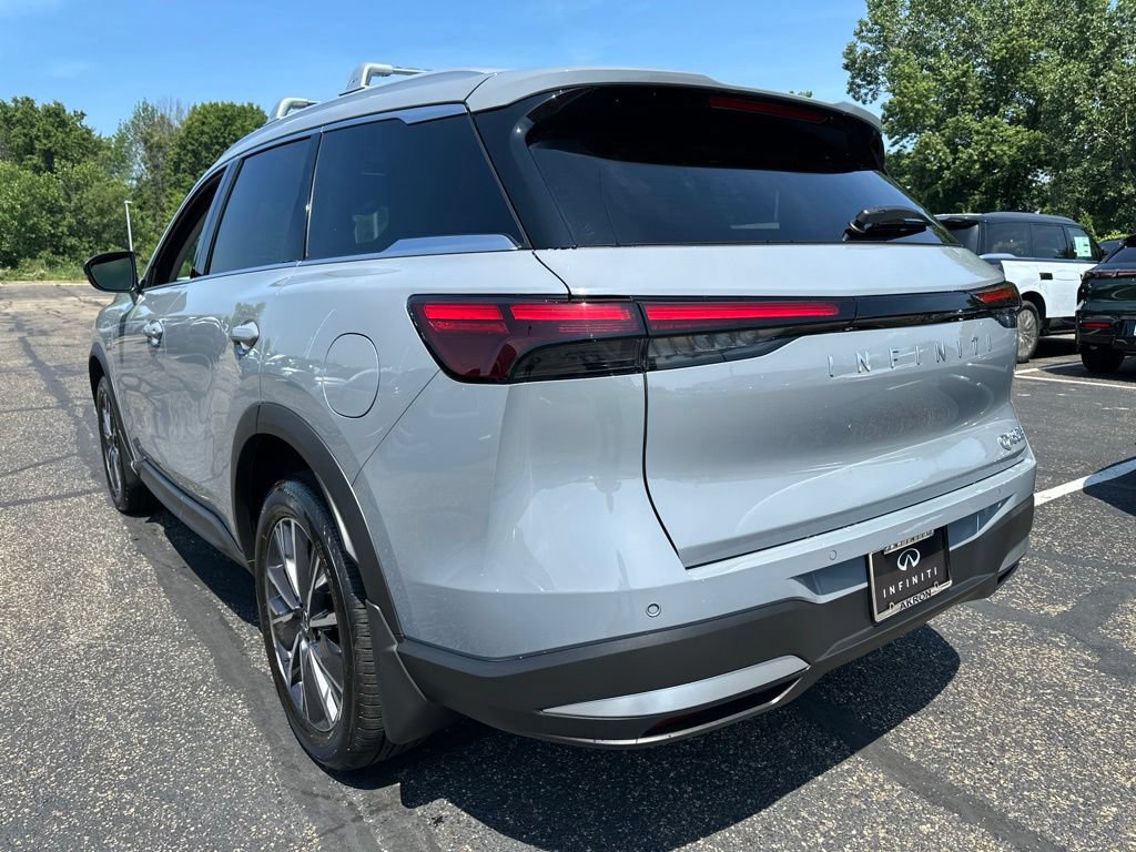New 2027 INFINITI QX60 Luxe w/ Family Package AWD/4WD image 3