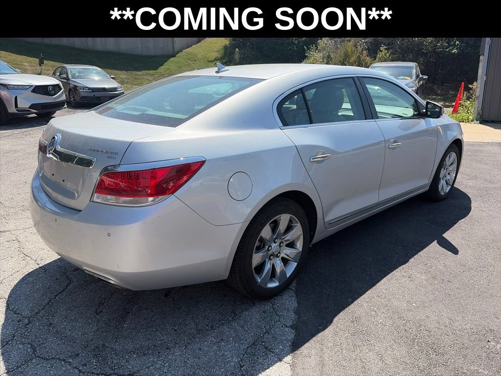 Used 2011 Buick LaCrosse CXS w/ Driver Confidence Package FWD image 4