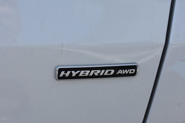 Used 2024 Ford Escape Platinum w/ Premium Technology Package AWD/4WD image 8