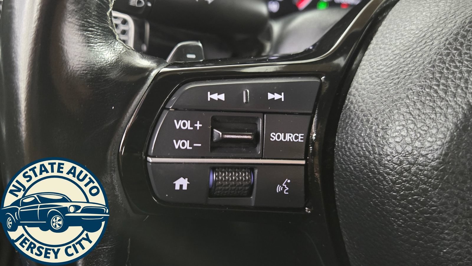 Used 2023 Honda Civic Sport image 12