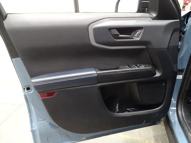 Used 2021 Ford Bronco Sport Outer Banks image 16