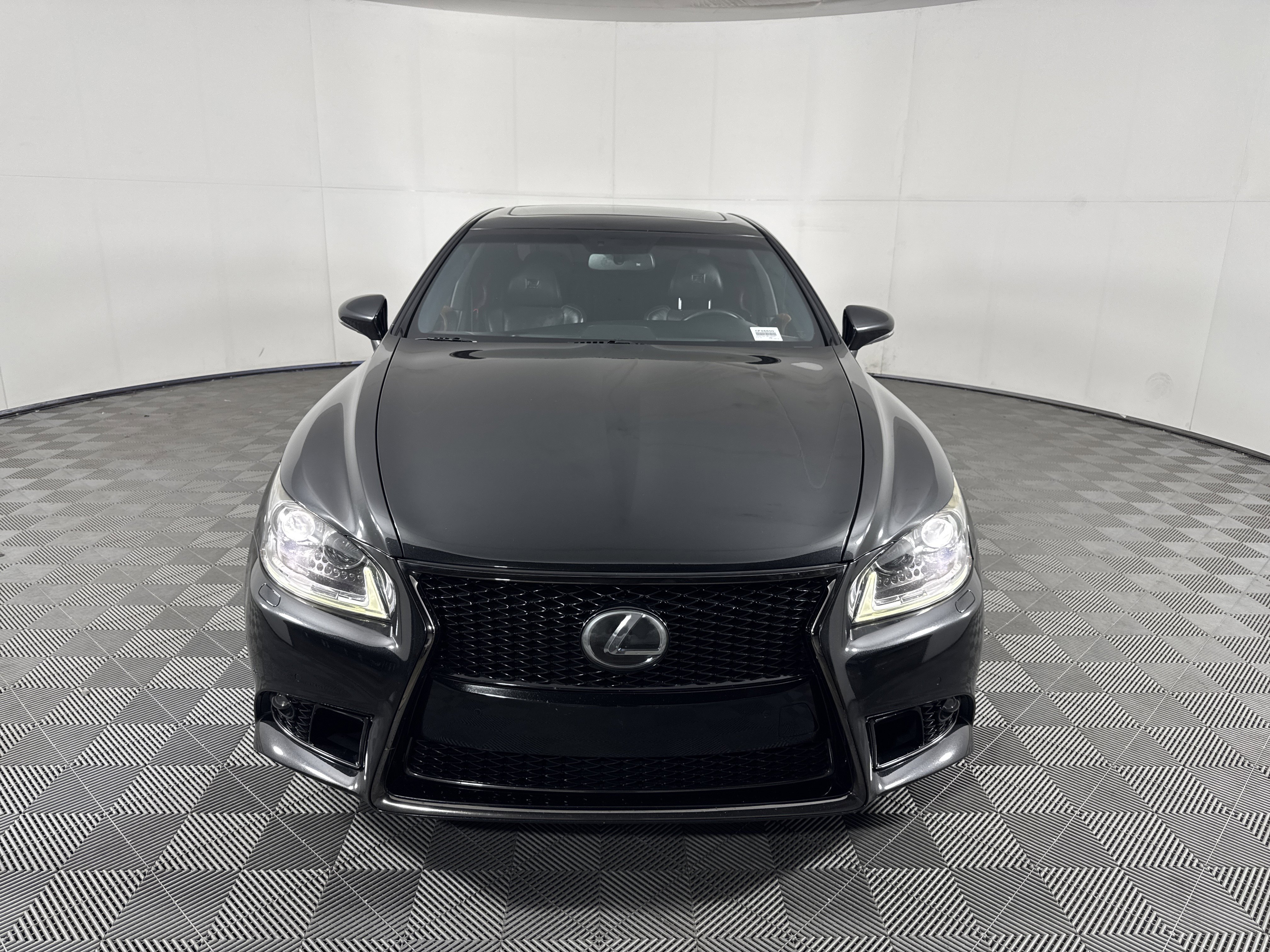 Used 2017 Lexus LS 460 w/ F Sport Midnight Edition RWD image 10