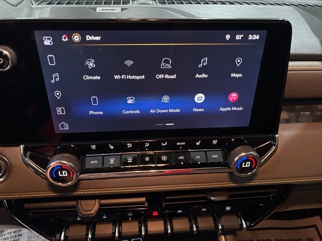 Used 2025 Chevrolet Colorado ZR2 w/ Technology Package AWD/4WD image 33