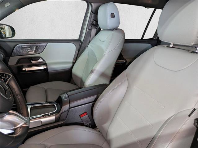 Used 2026 Mercedes-Benz GLB 250 image 19