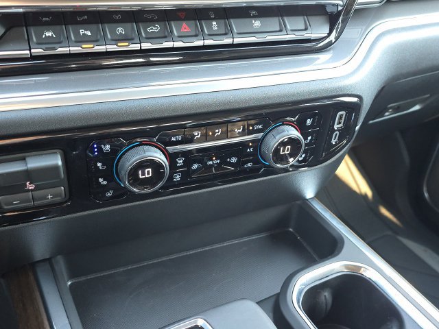 Used 2026 Chevrolet Silverado 1500 High Country w/ High Country Premium Package AWD/4WD image 41
