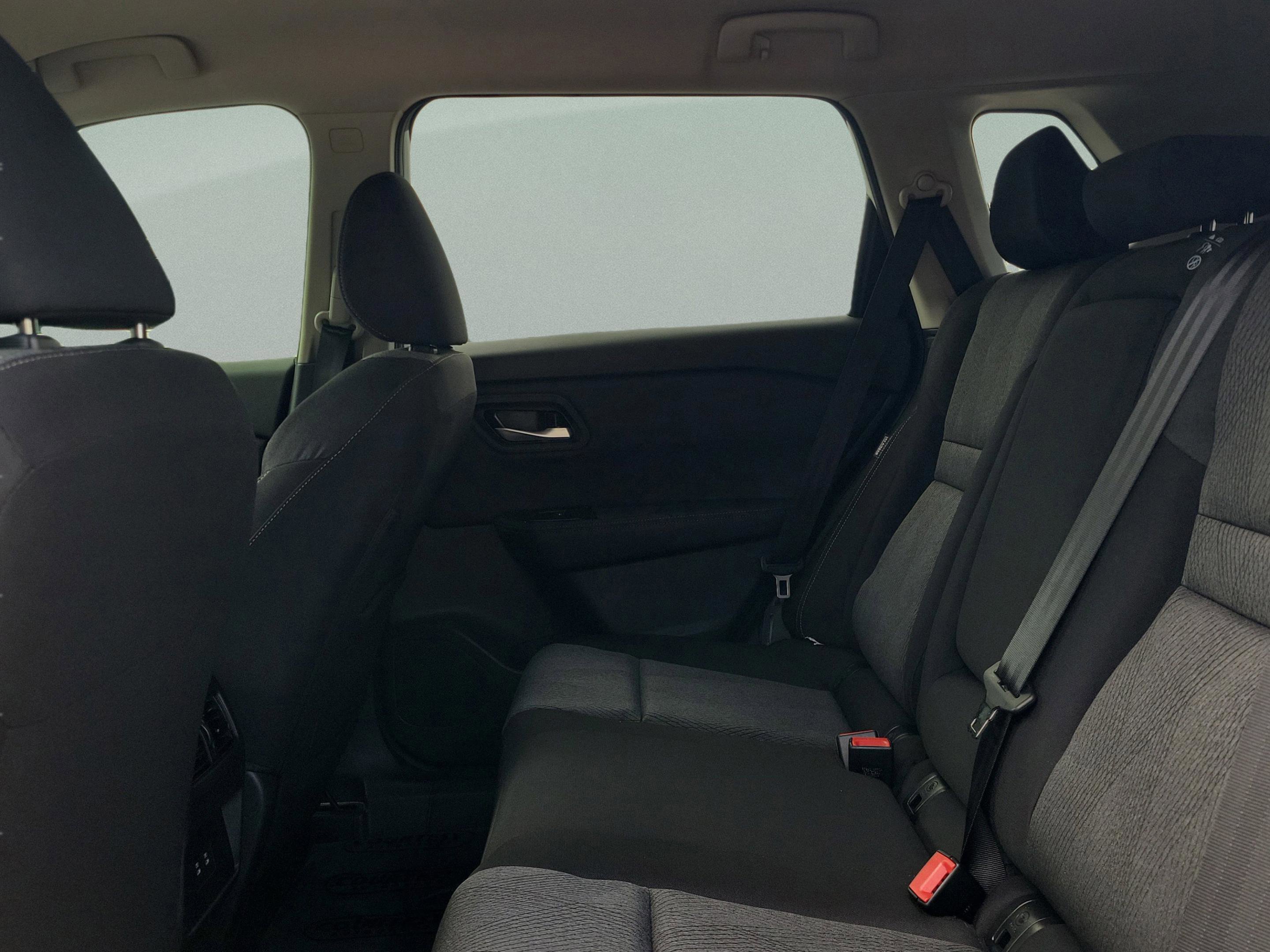 New 2026 Nissan Rogue SV FWD image 7