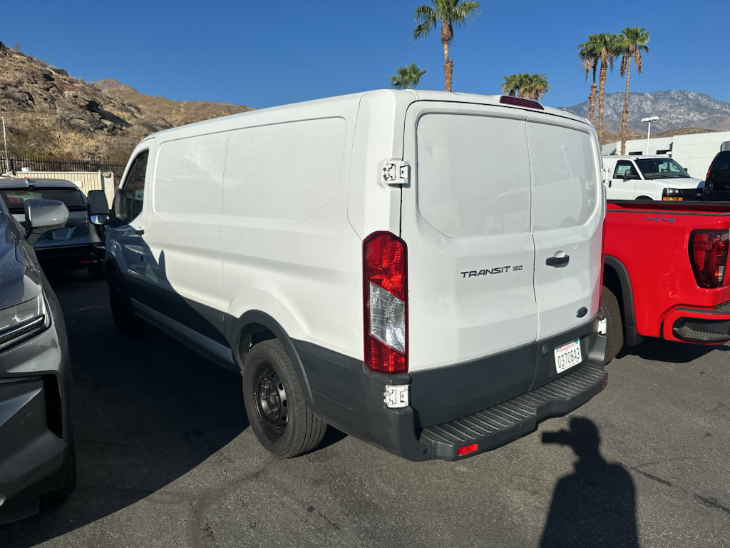 Used 2016 Ford Transit 150 130 Low Roof RWD image 2