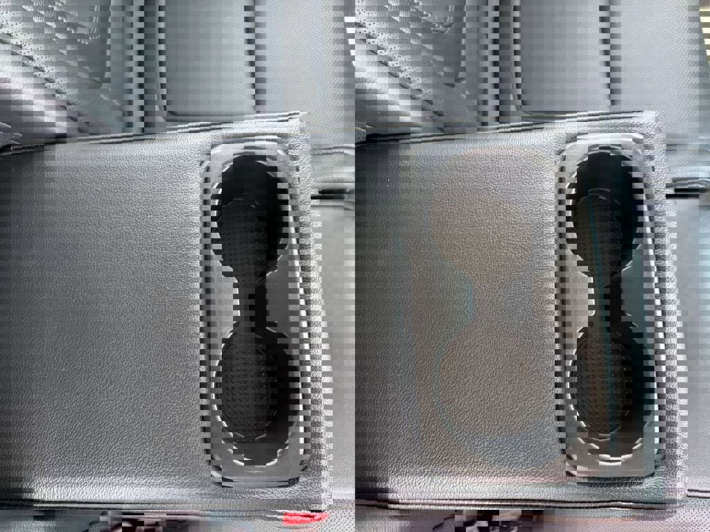 Certified 2022 Hyundai Tucson Limited w/ Winter Package image 28