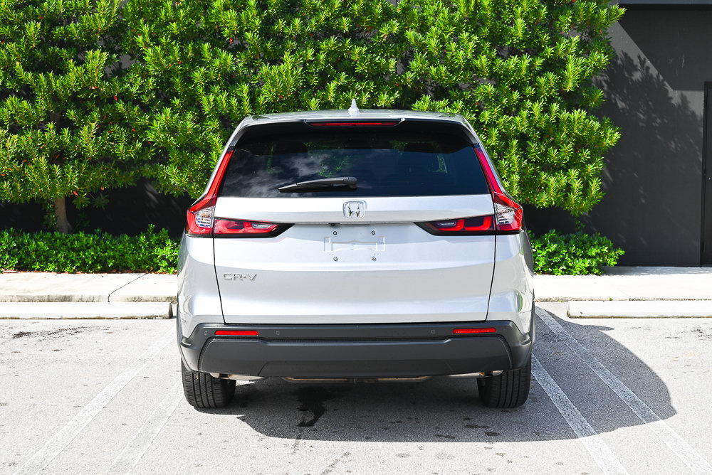 Used 2025 Honda CR-V EX-L image 3