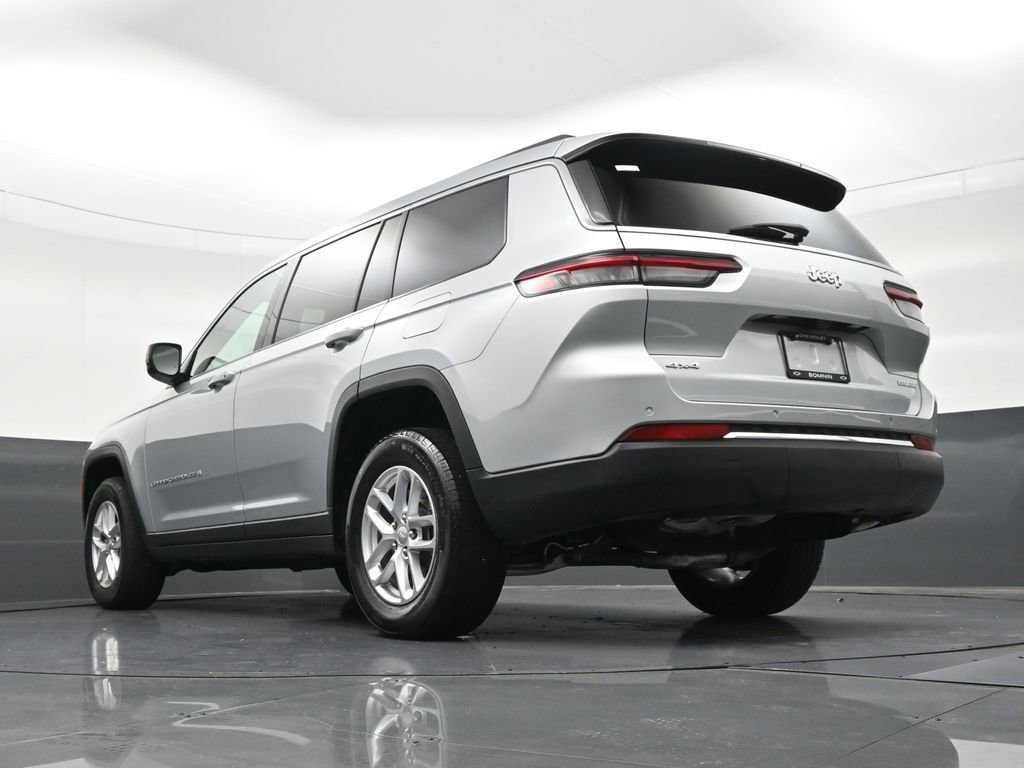 Used 2025 Jeep Grand Cherokee L Laredo image 26