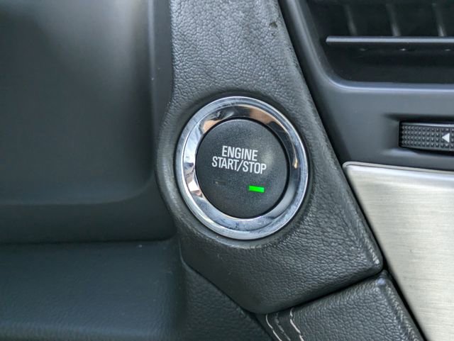 Used 2019 GMC Yukon Denali w/ Denali Ultimate Package image 32