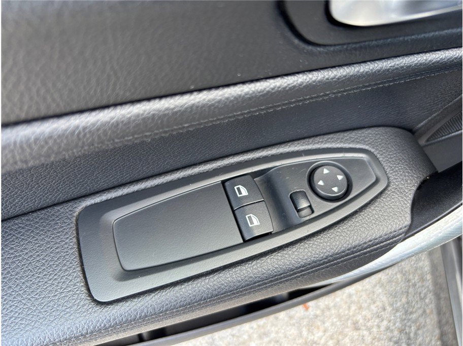 Used 2016 BMW 228i Coupe image 19