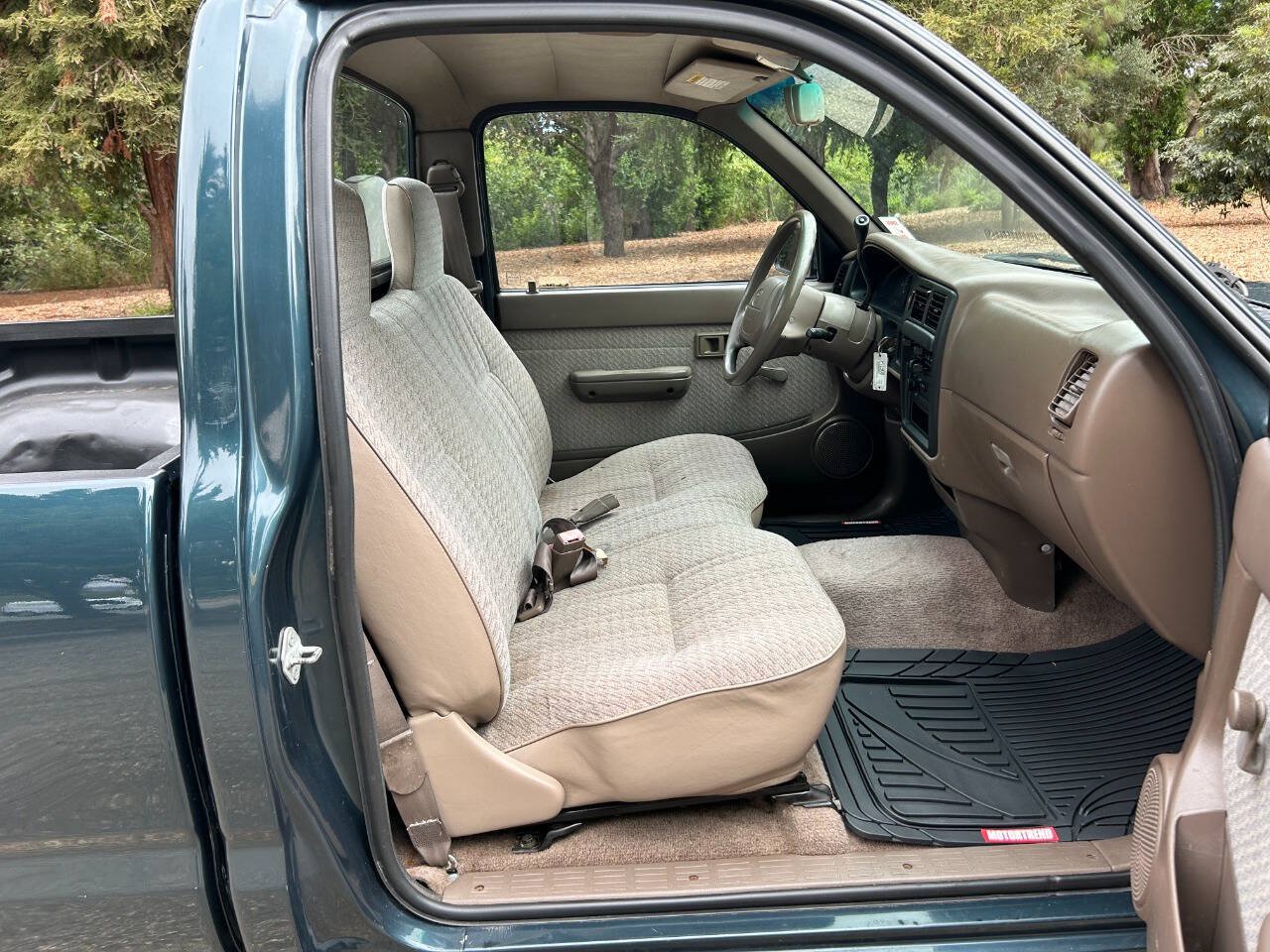 Used 1997 Toyota Tacoma 2WD Regular Cab w/ Value Edition Plus Pkg image 25