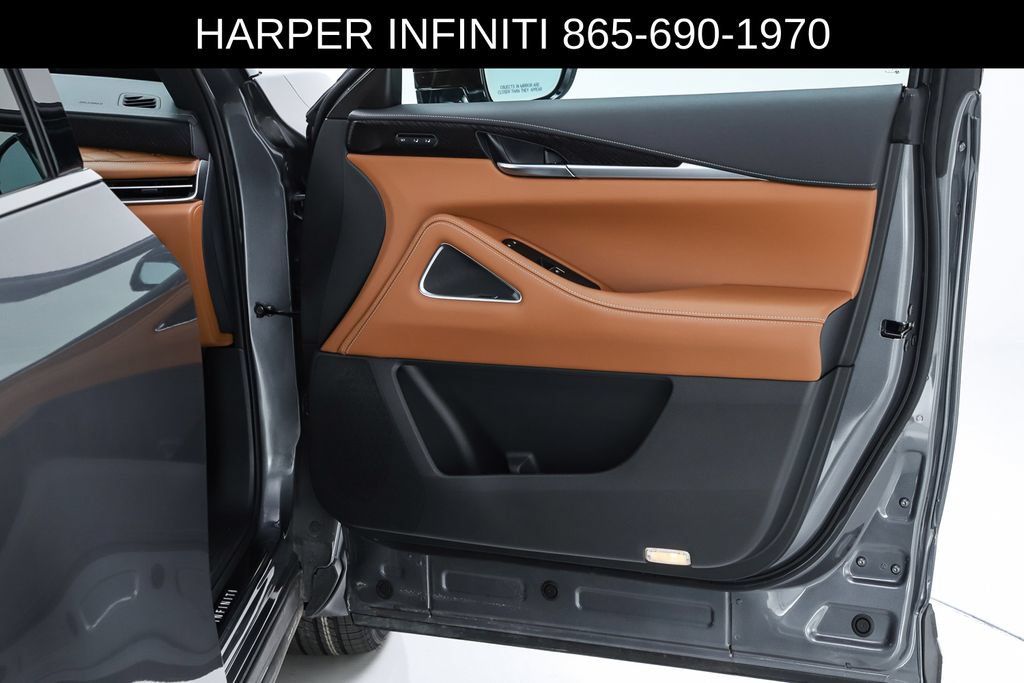 Used 2023 INFINITI QX60 Autograph w/ Cargo Package AWD/4WD image 32
