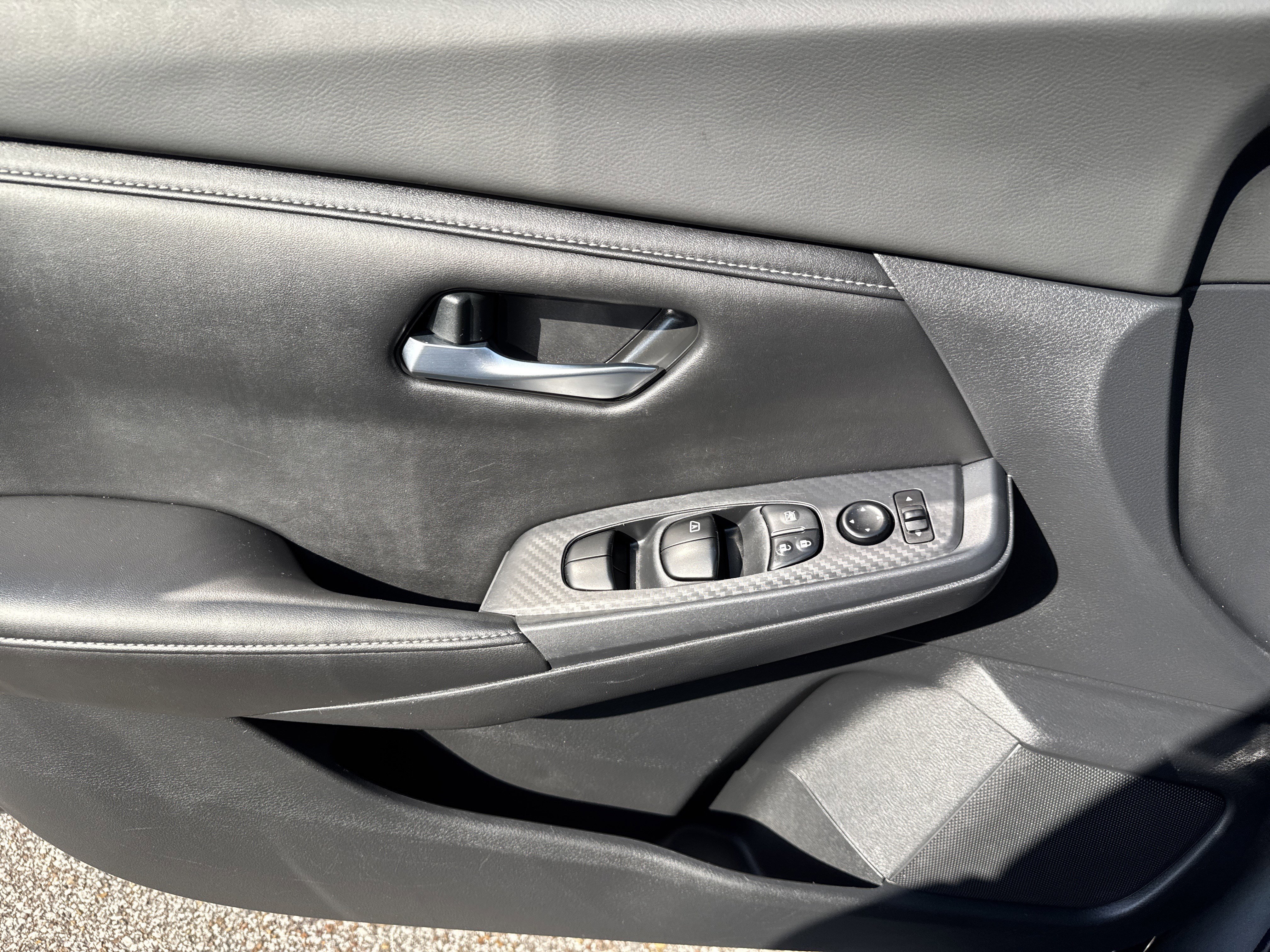 Used 2022 Nissan Sentra SV image 14