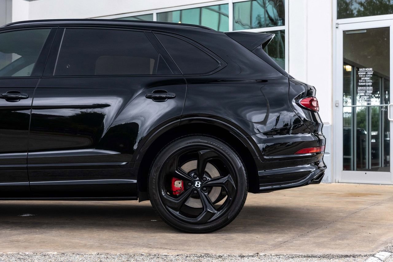 Certified 2024 Bentley Bentayga AWD/4WD image 16