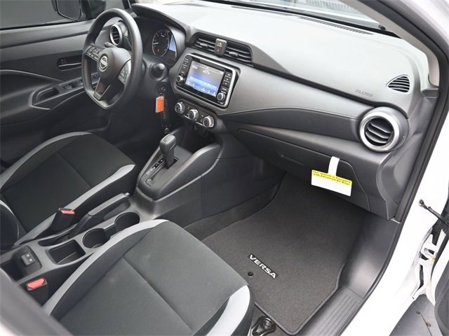 Used 2025 Nissan Versa S w/ Trunk Package image 38