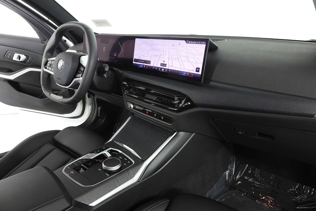 Used 2025 BMW 330i Sedan w/ Convenience Package RWD image 13