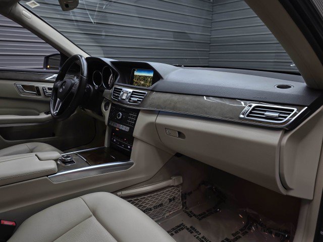 Used 2016 Mercedes-Benz E 350 Sedan image 12