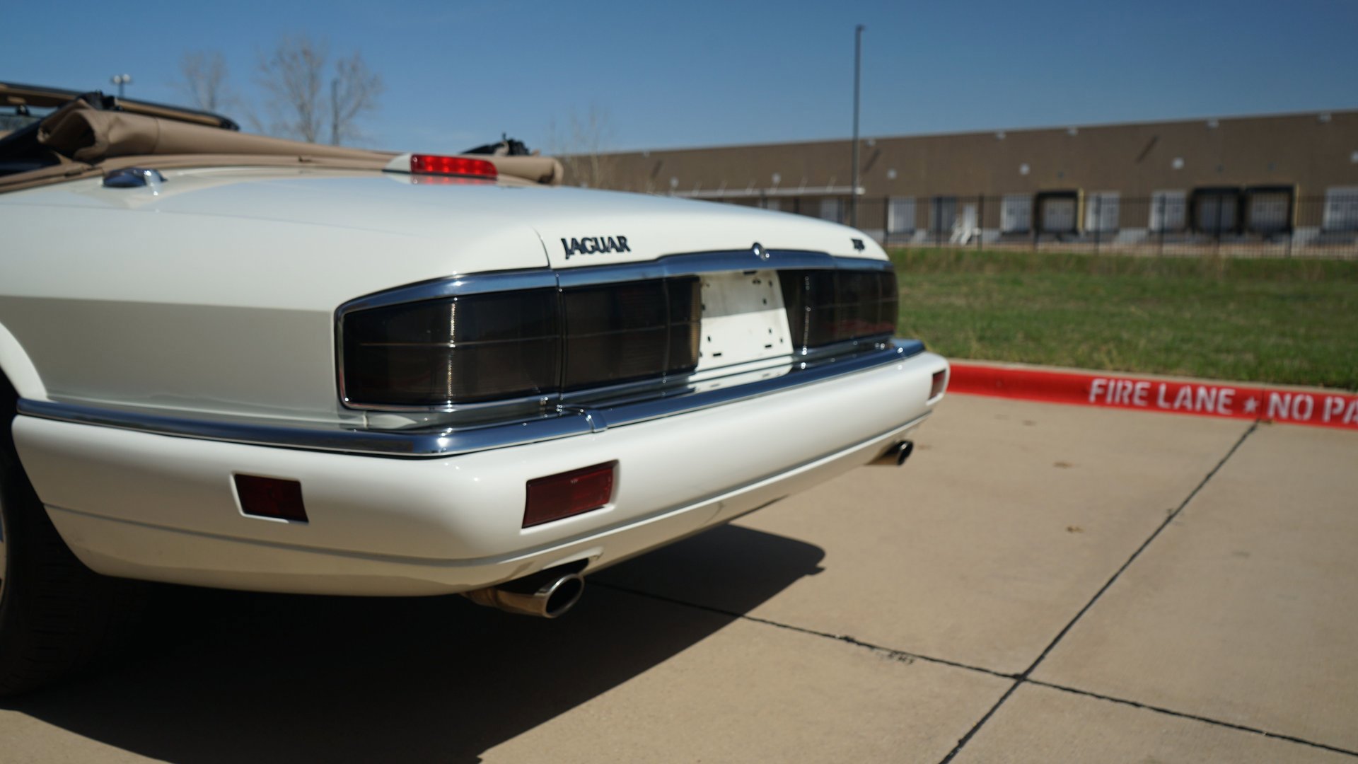 Used 1995 Jaguar XJS 4.0 Convertible image 28