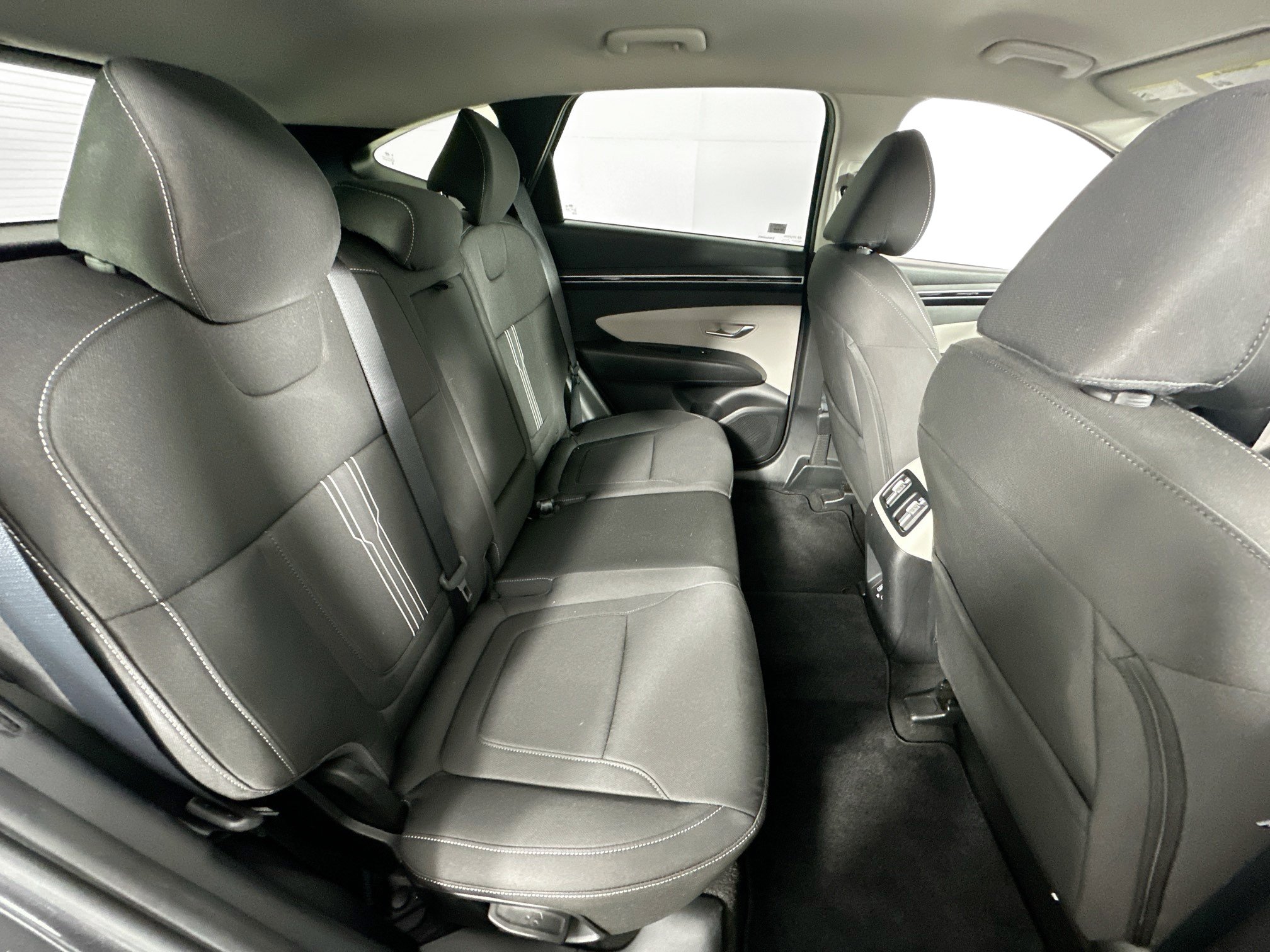 Used 2023 Hyundai Tucson SEL FWD image 25