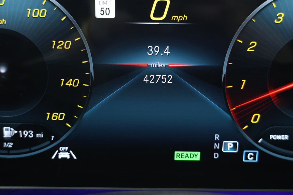 Used 2022 Mercedes-Benz GLS 450 4MATIC image 13