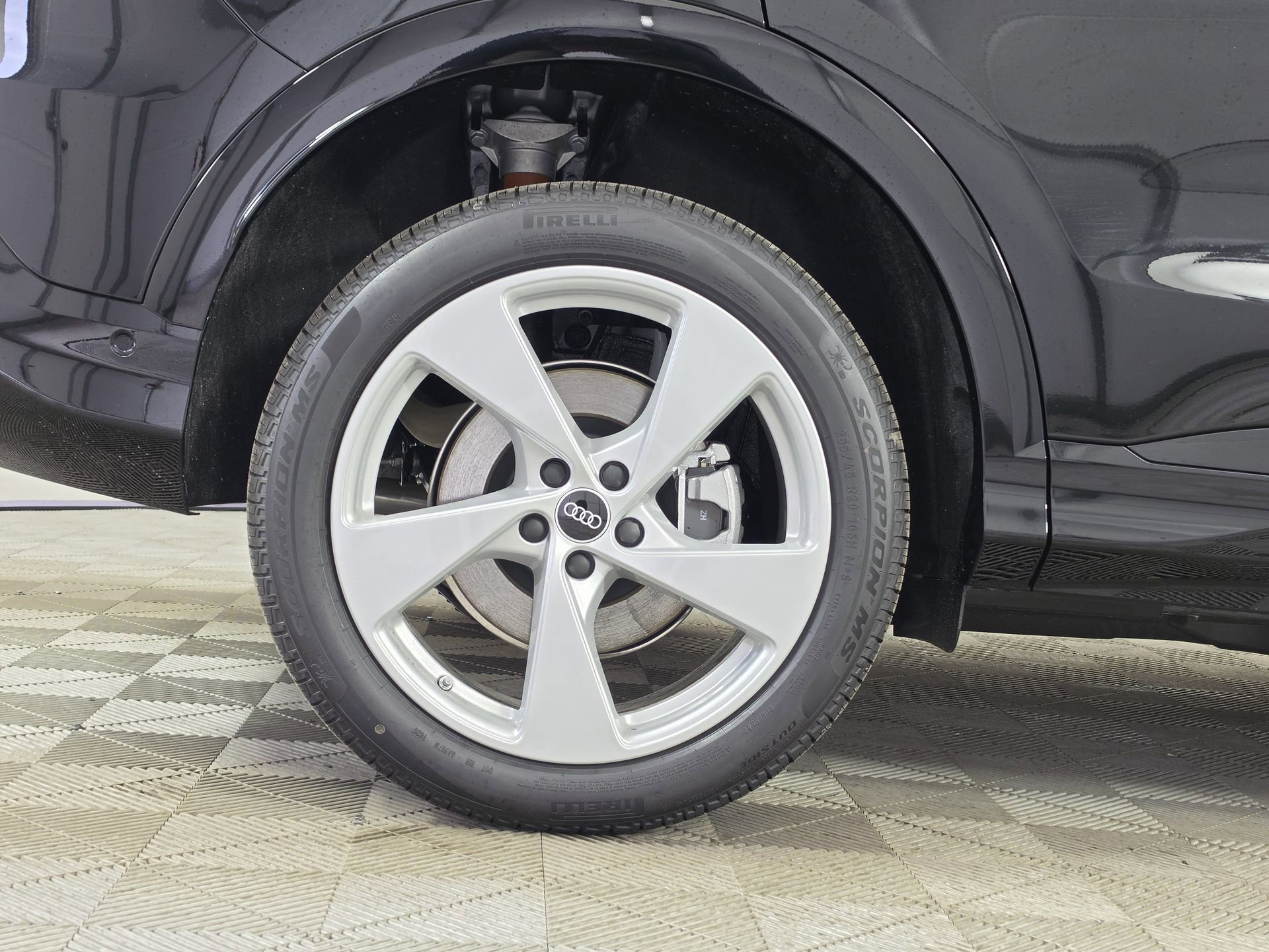New 2026 Audi Q5 Premium Plus AWD/4WD image 10