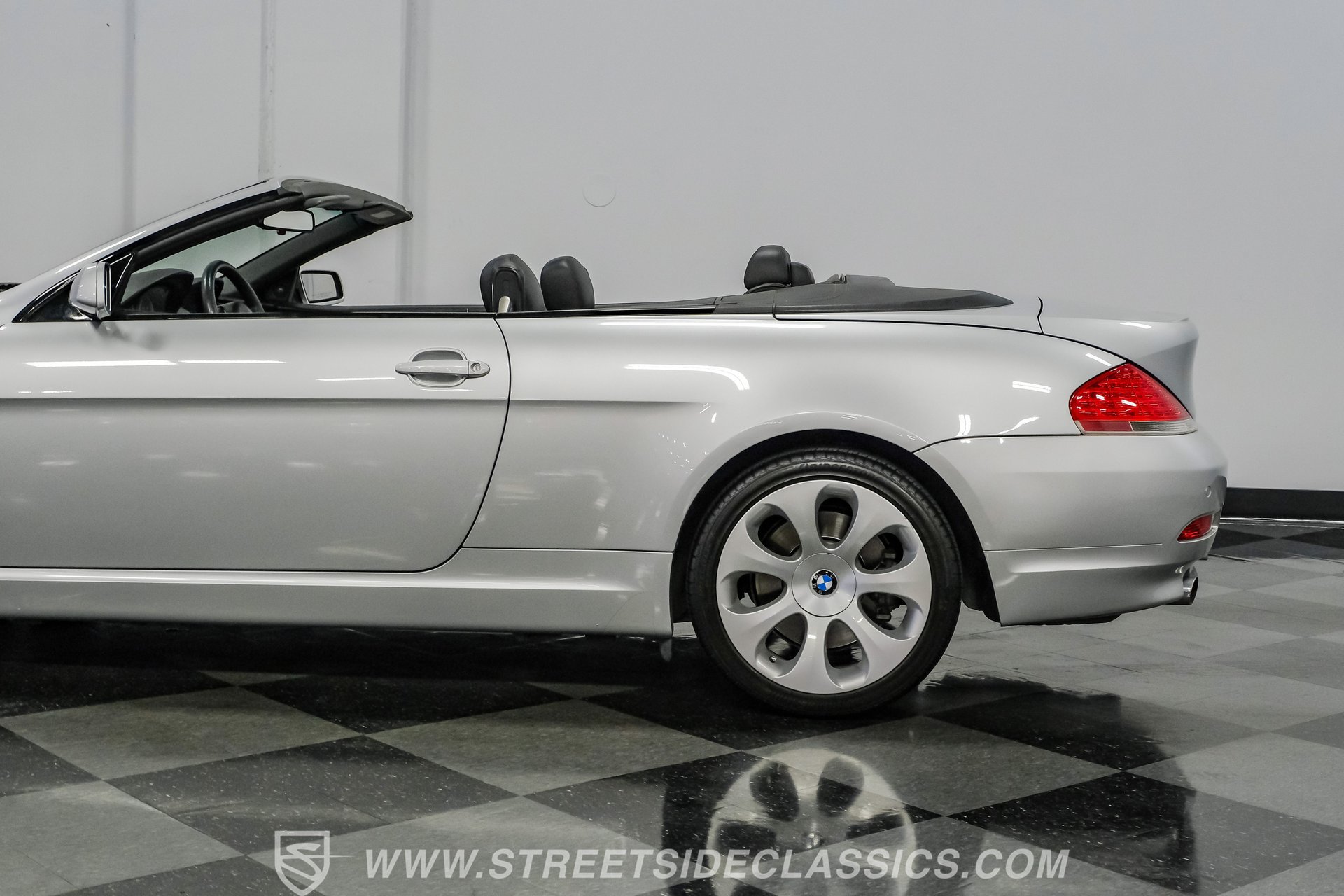 Used 2007 BMW 650i Convertible RWD image 24