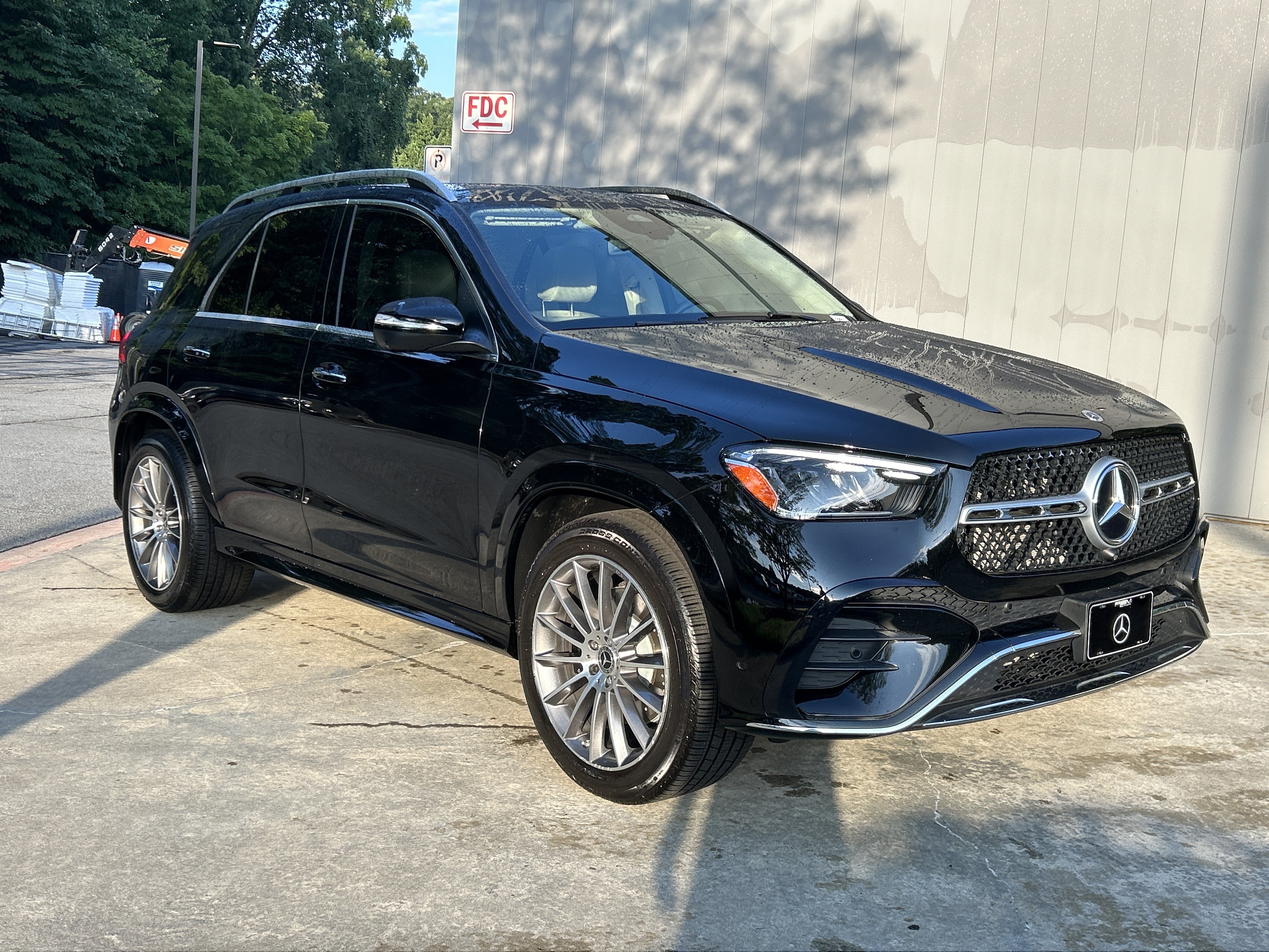 Certified 2024 Mercedes-Benz GLE 350 4MATIC image 4